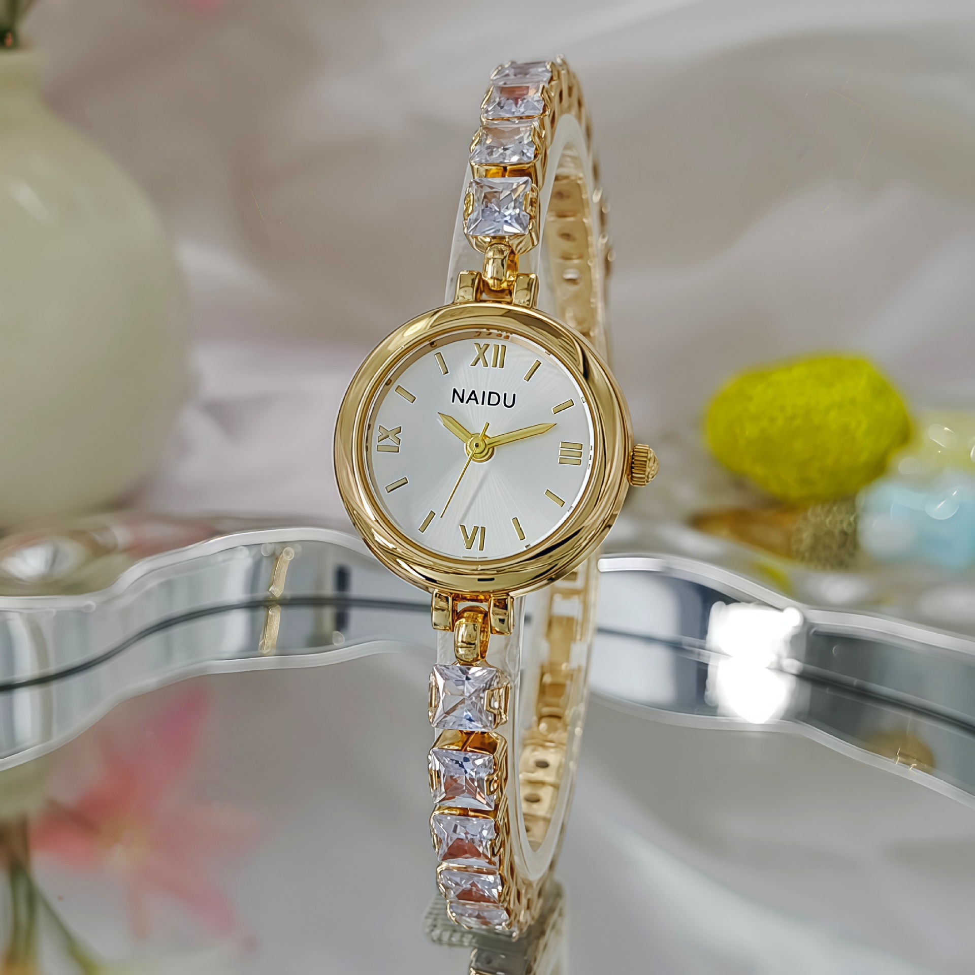 Новые модные женские часы-брас – обзор и цена Luxury Watch Levels